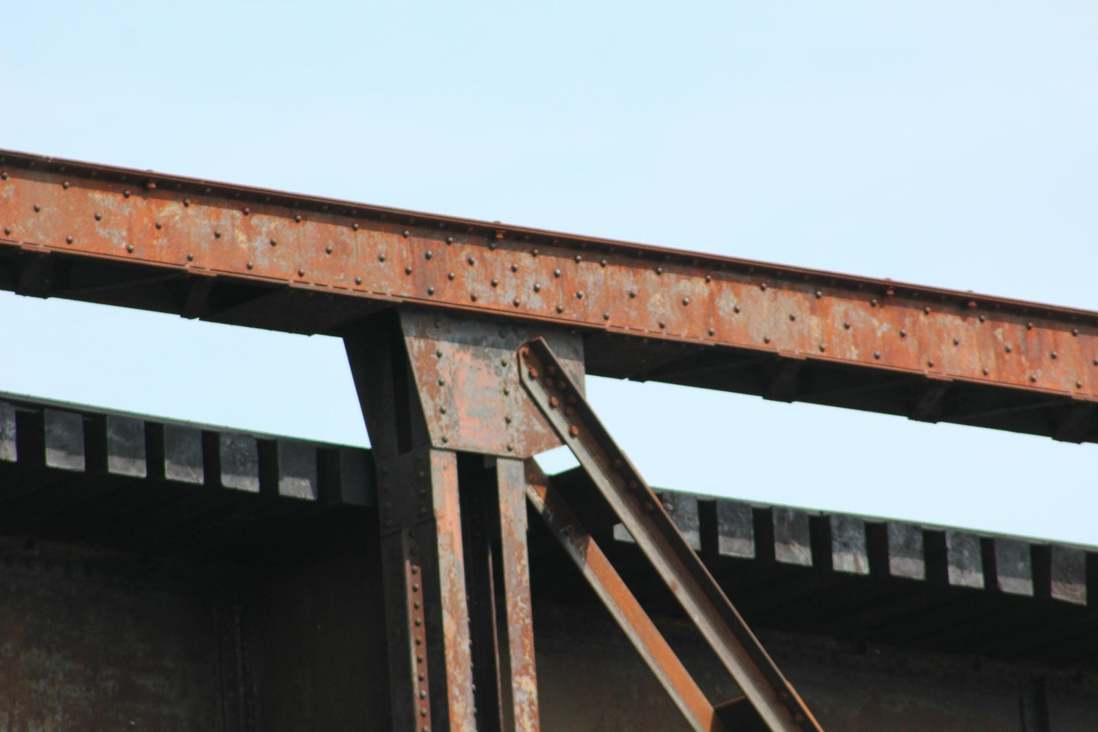 Upper connection